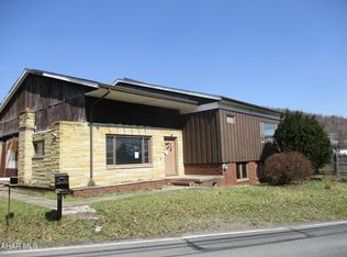 781 Avalon Rd, Altoona, PA 16601