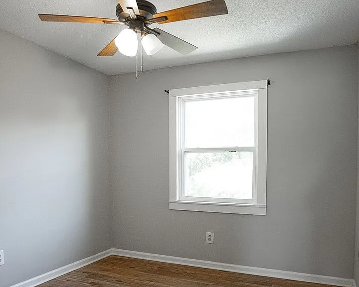 2398 Winston Way — Photo 12