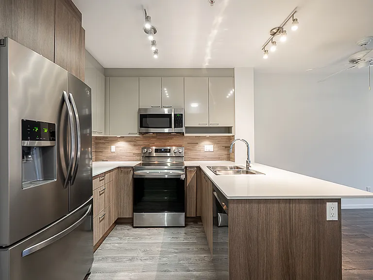 210 Lebleu St #30 — Photo 2