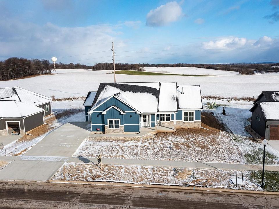 2026 Arbor Ridge Way, Janesville, WI 53545 MLS 1945243 Zillow