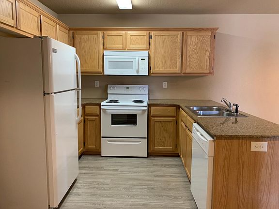 5th image of 3201 SW Windrift Ave #2