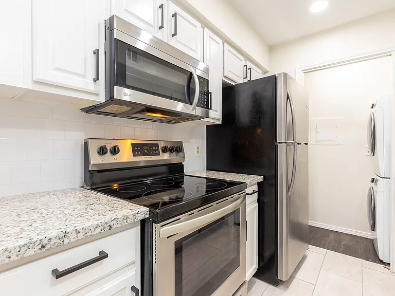 14600 Fonmeadow Dr #11 — Photo 23