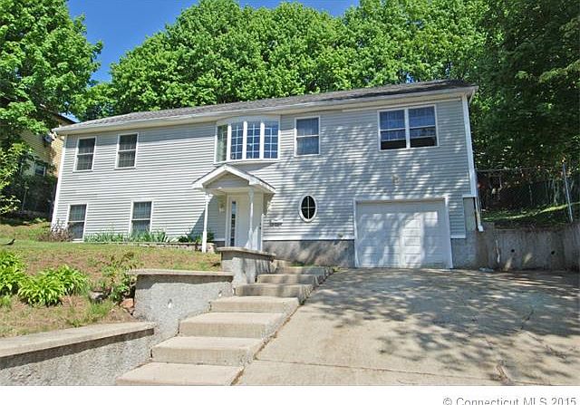 2nd image of 44 Akron St