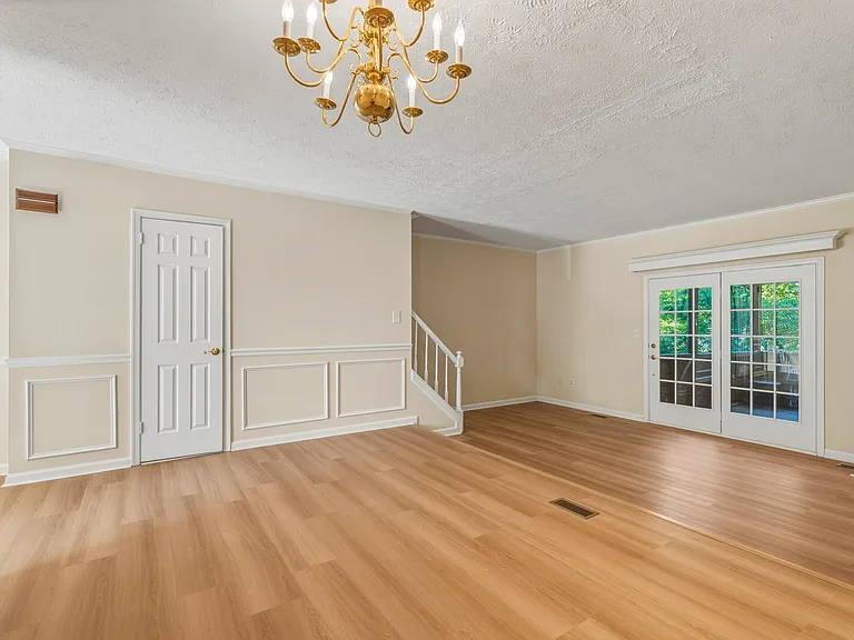 55 Oak Crest Ct — Photo 39