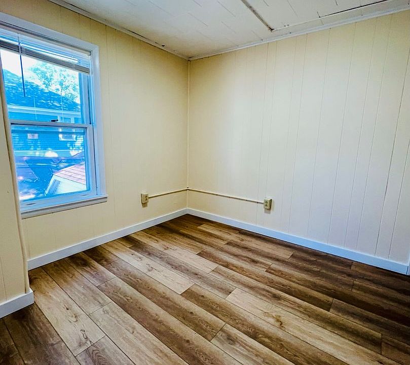 1st image of 50 Howard St