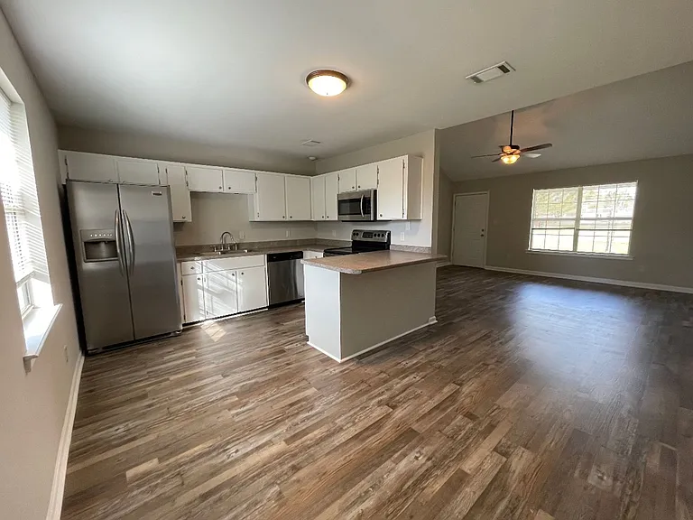 138 Whit Fraser Rd NE — Photo 4