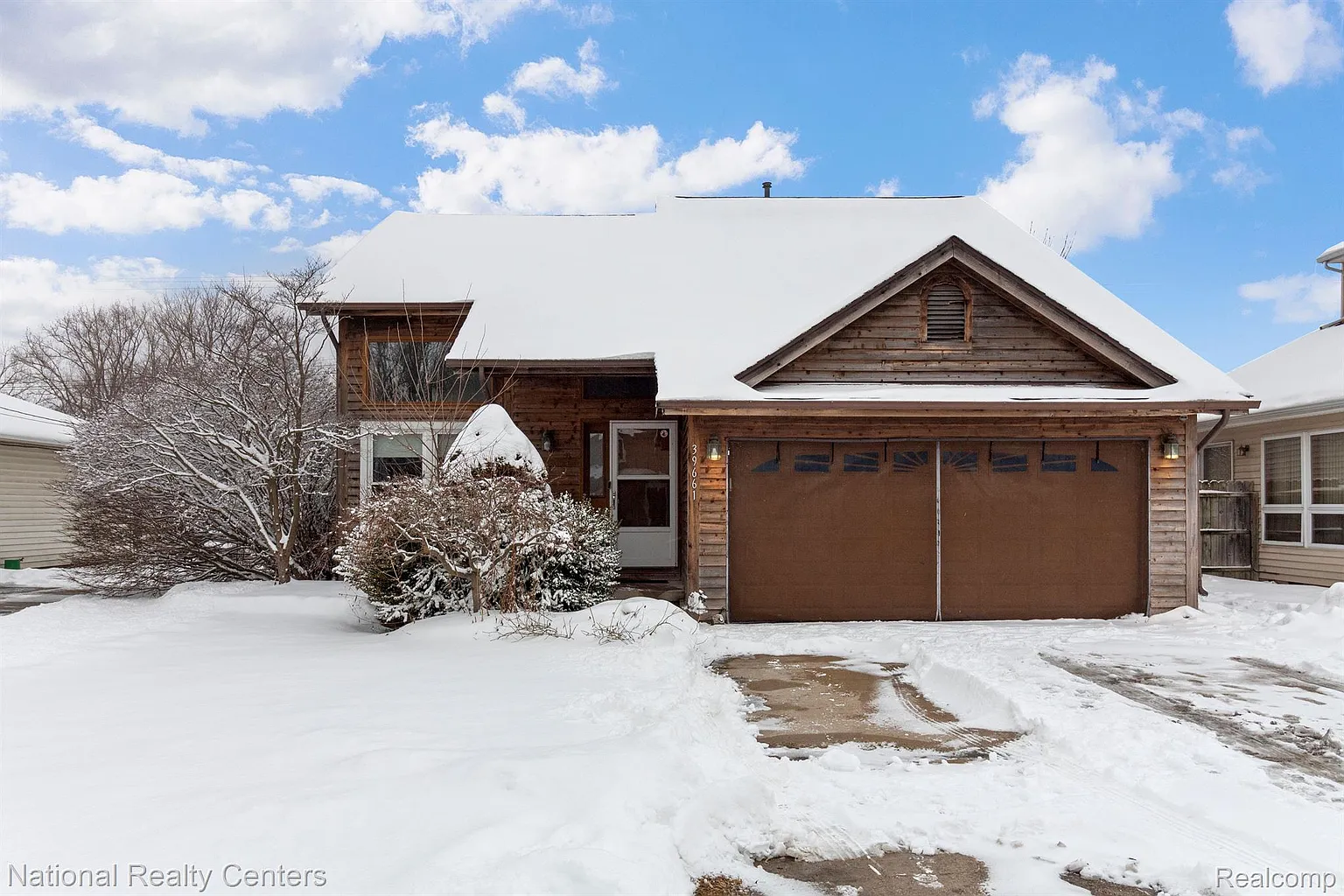 39661 Arbor St photo 1