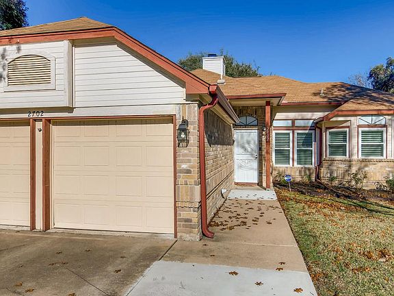 2nd image of 2702 S Walker Dr
