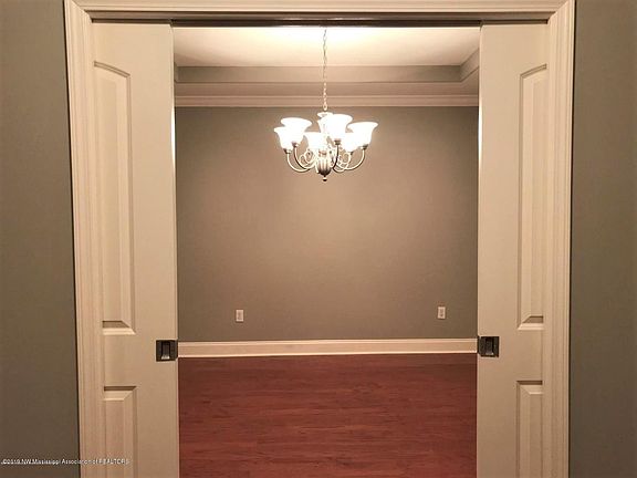 5th image of 4746 Briarton Dr