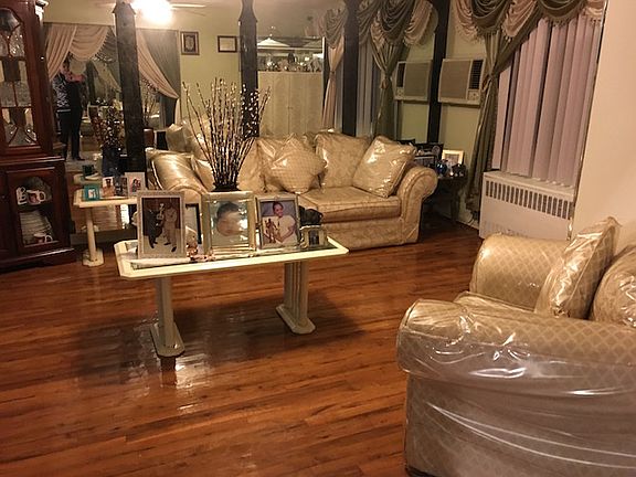 2nd image of 2046 East 54th Street
