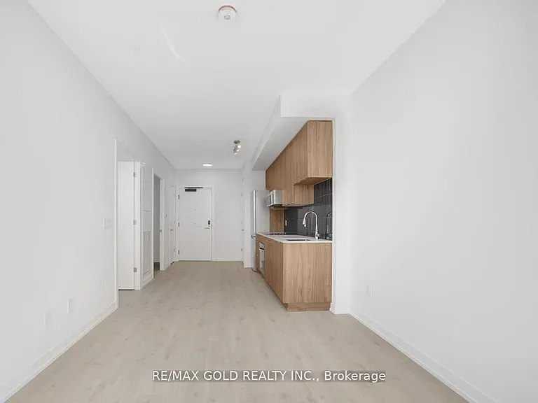 2501 Saw Whet Blvd #613 — Photo 8