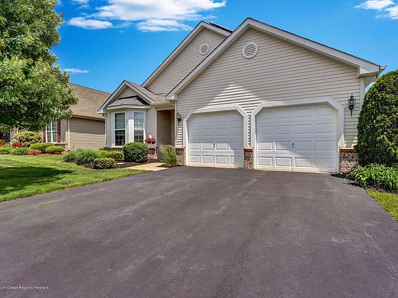 2nd image of 101 Enclave Blvd