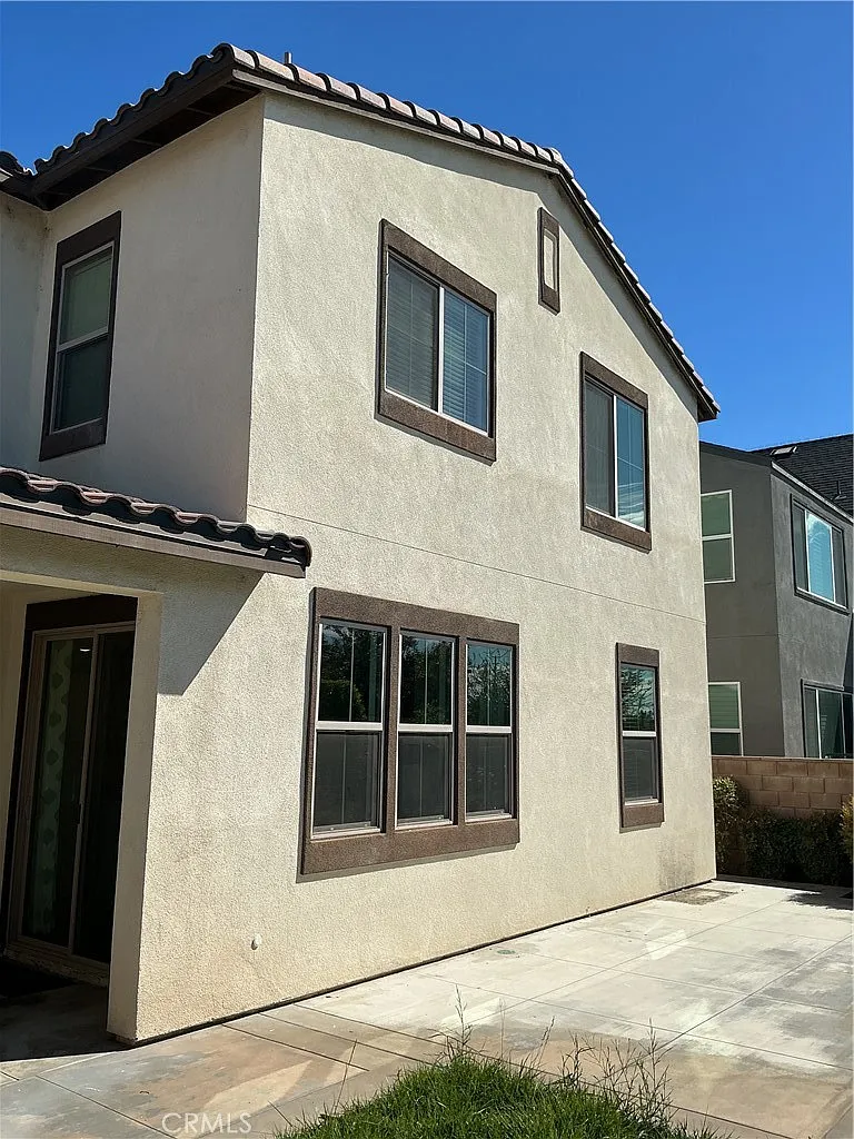 5 bed, 4.5 bath, 3085 sqft, $4,500 — Photo 4