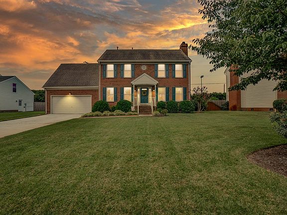 2nd image of 4609 Chippendale Ct