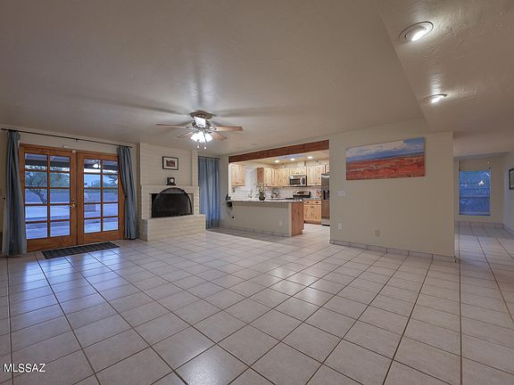 3rd image of 2570 N Tanque Verde Acres Dr