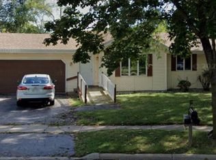 1314 Commonwealth Dr, Fort Atkinson, WI 53538