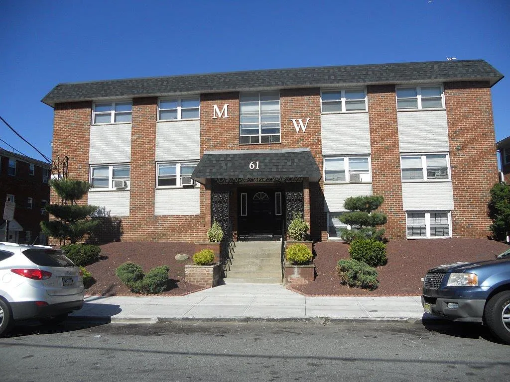 Lynn York Apartments — Photo 1