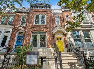 958 W Dickens Ave, Chicago, IL 60614