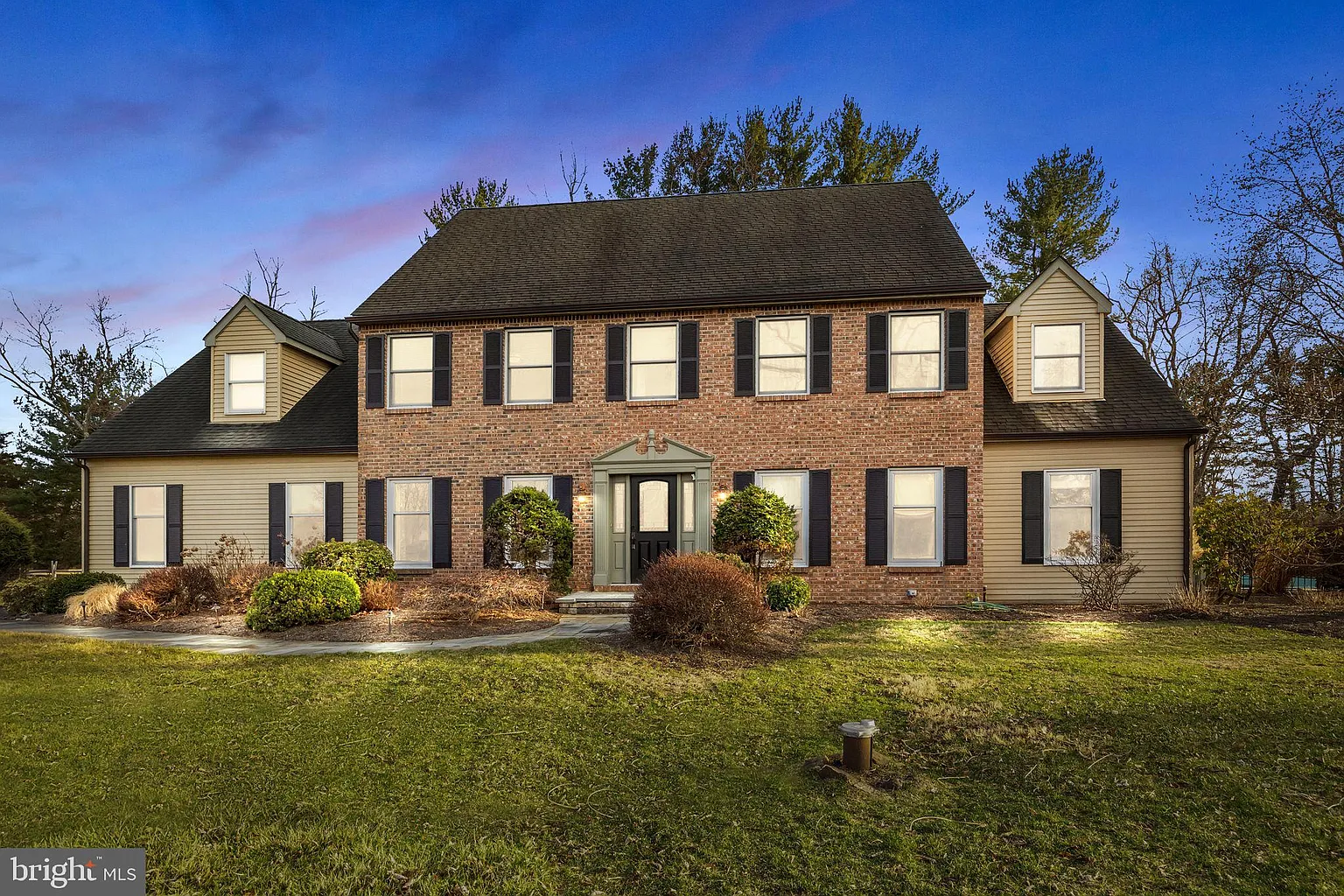 104 Beechwood Dr photo 1