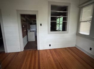909 Haines Ave APT G, Dallas, TX 75208