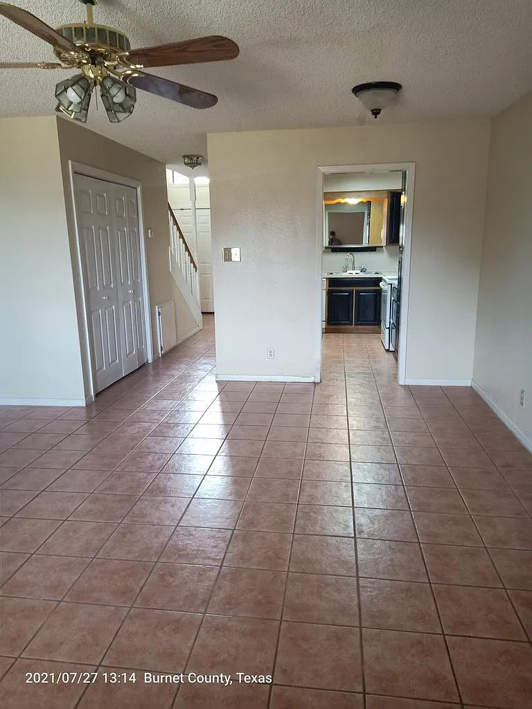 2 bed, 1.5 bath, 1140 sqft, $1,195 — Photo 3