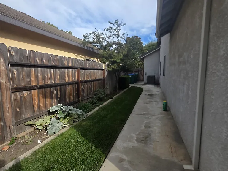 995 Pearwood Cir — Photo 14