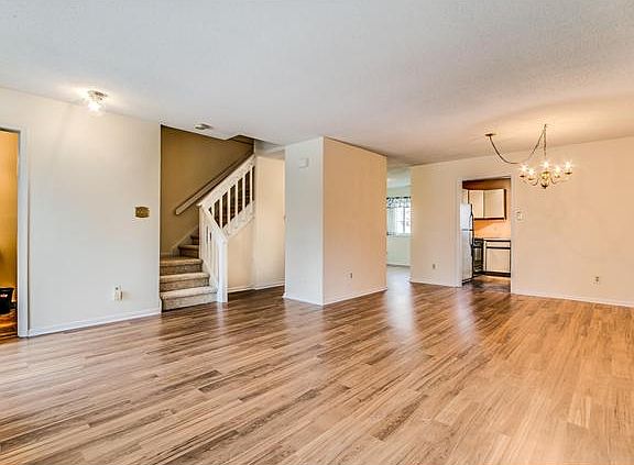 Spacious LR & DR combination