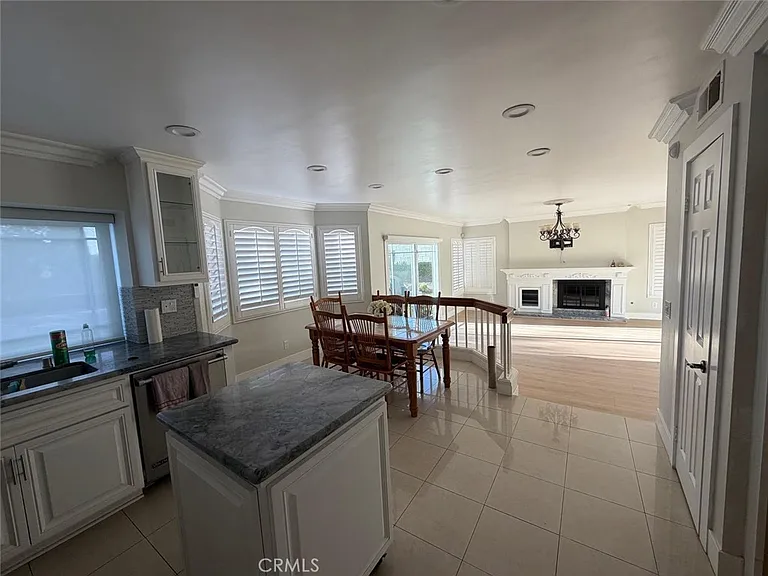807 Cottonwood Way — Photo 6