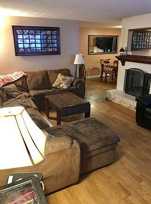 4th image of 17 Sherwood Ave