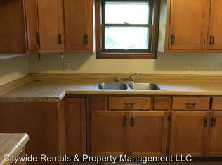 5220 N 27th St, Milwaukee, WI 53209