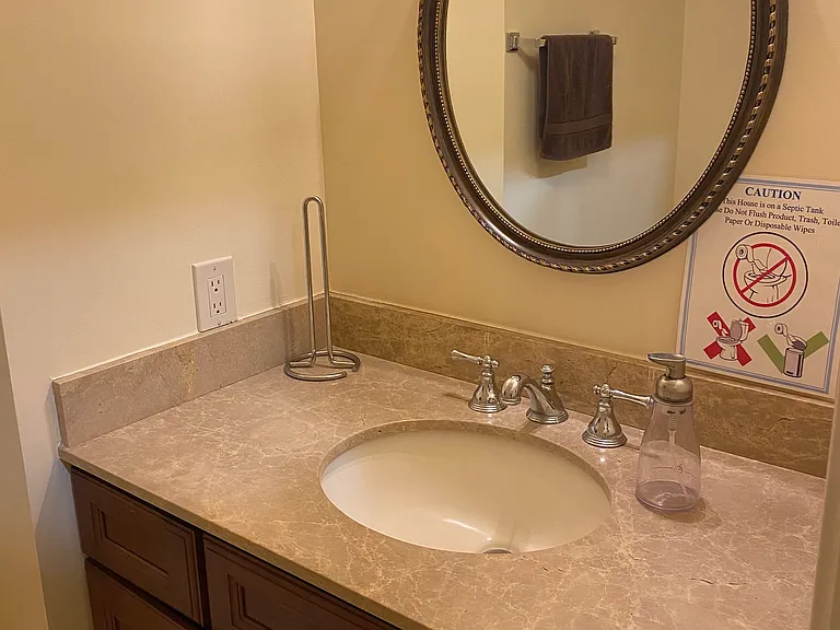 7700 Warfield Rd — Photo 50