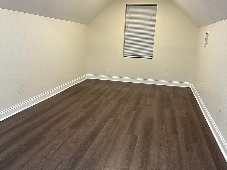 1016 Jacques Dr — Photo 9