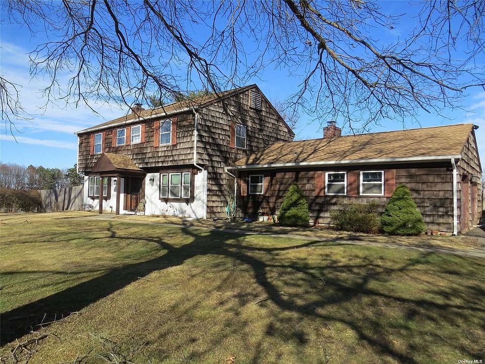1st image of 50 Dix Woods Dr