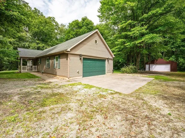 58890 Crumstown Hwy, South Bend, IN 46619