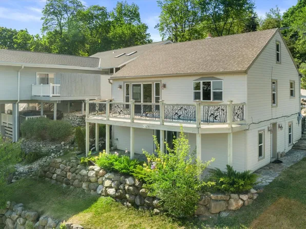 N39W27485 Hillside Grove ROAD, Pewaukee, WI 53072