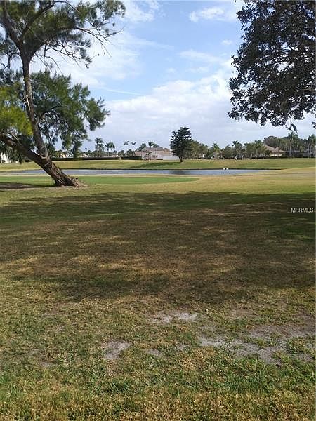 2nd image of 5021 Clubview Ct E