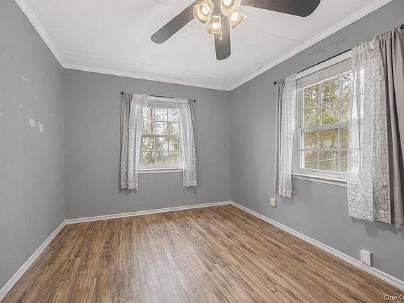 5th image of 55 Glenwood Road