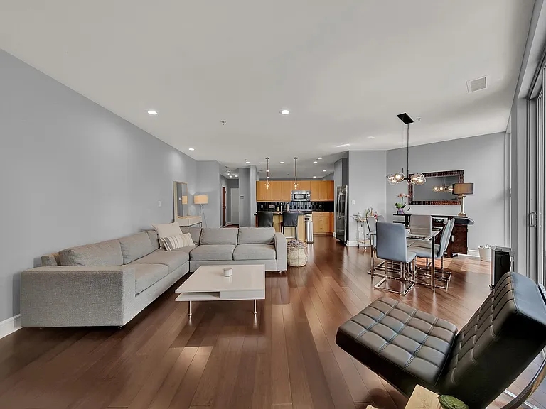 333 W Trade St #908 — Photo 10
