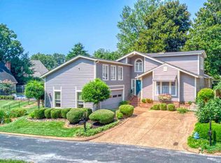 33 Broadmoor, Jackson, TN 38305