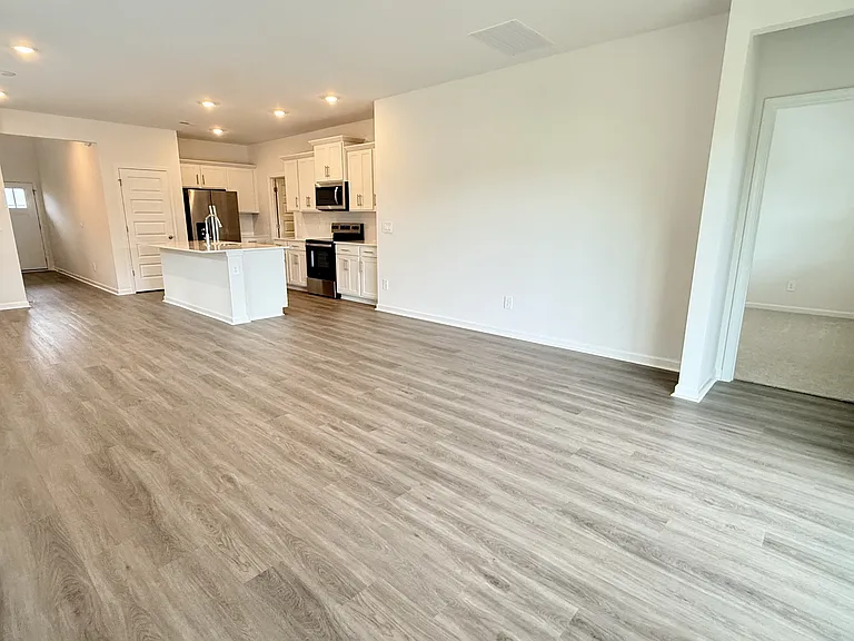 8259 Huspa Ave — Photo 9