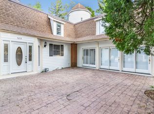 5215 Grand Ave, Gurnee, IL 60031