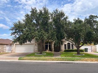 1013 King Ln, Laredo, TX 78045