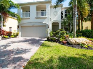 9752 Roche Pl, Wellington, FL 33414