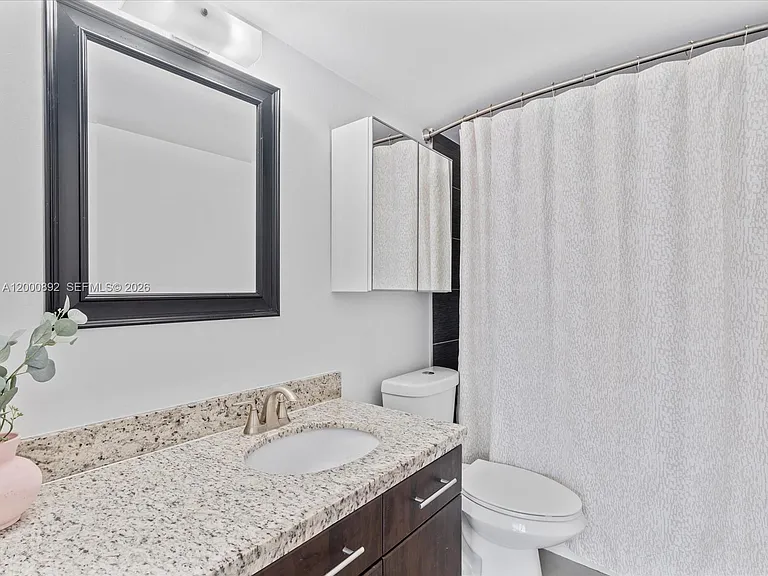 9800 W Bay Harbor Dr #308 — Photo 23