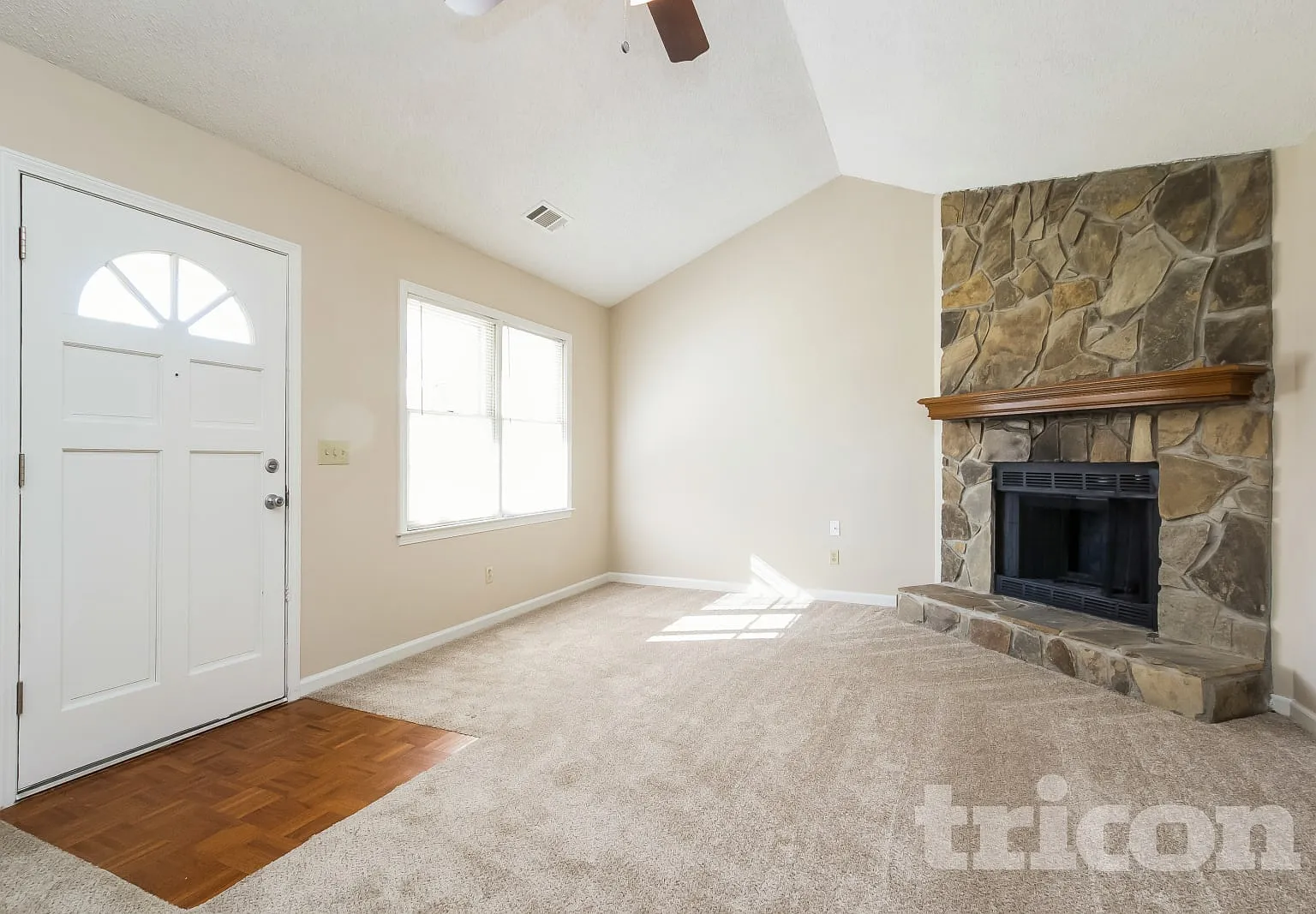 3031 Ashly Brooke Drive Snellville GA — Photo 2