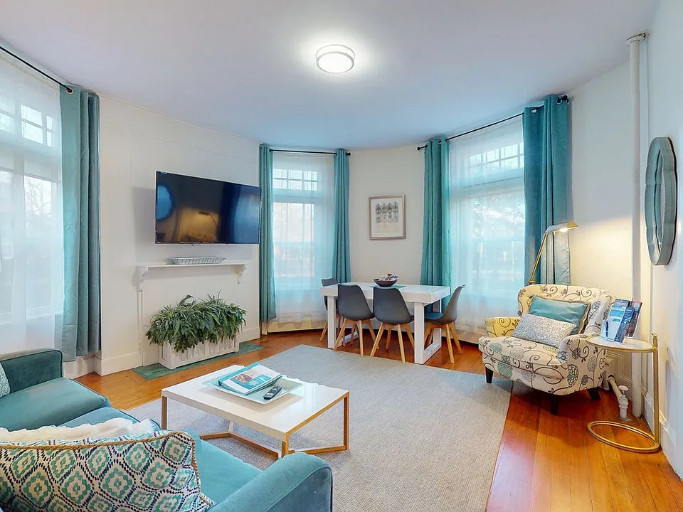 1871 Beacon St #1-ID1238147P