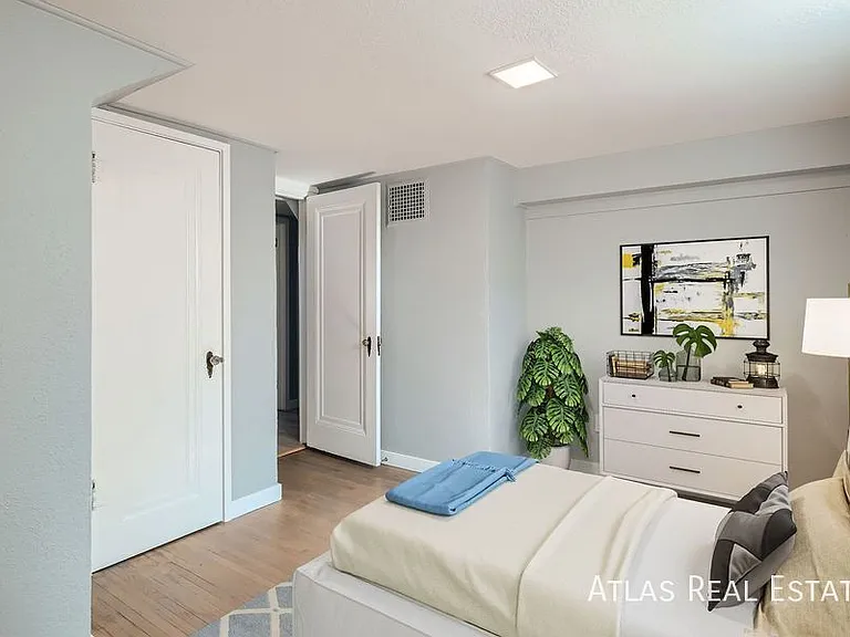 1811 14th Ave #2 — Photo 9