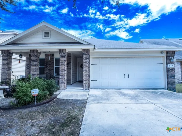919 Karah St, New Braunfels, TX 78130