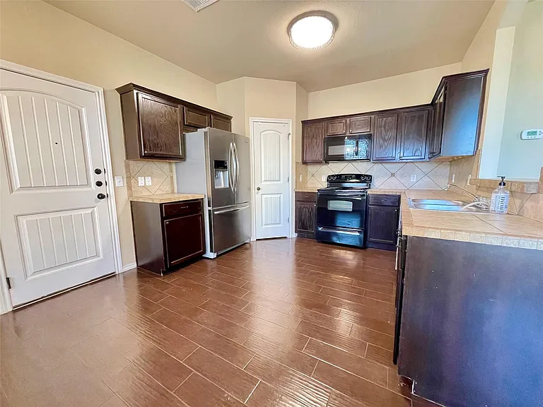 142 Sierra Rose Loop — Photo 5