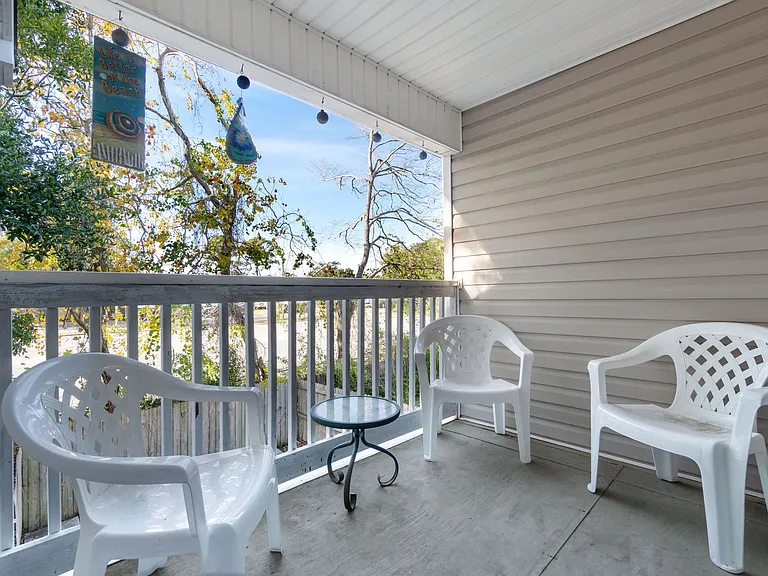 9 Chatelaine Cir SE — Photo 7